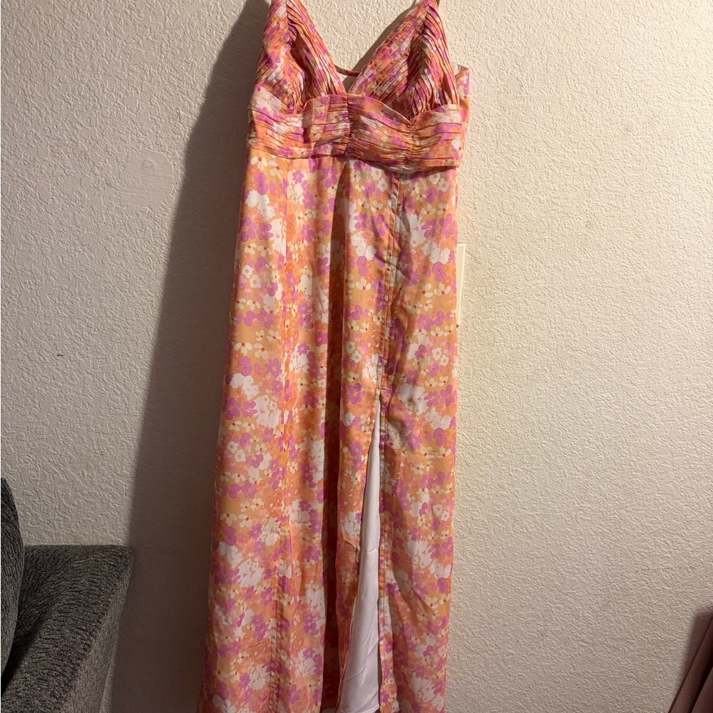 Floral Maxi Dress with Pink and Orange Hues